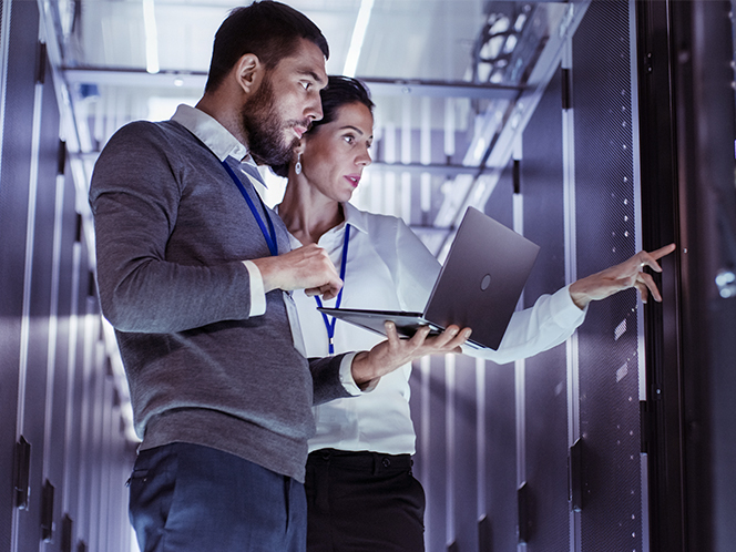 /content/dam/aveva/images/international/W005-DataCenters-11-20.jpg