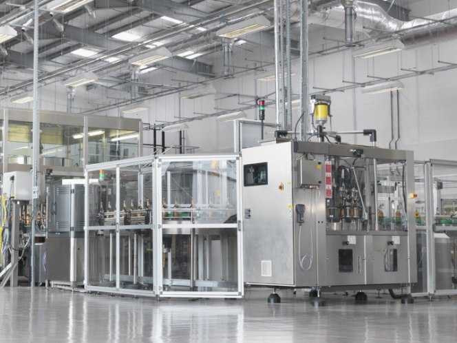 MANUFACTURING: Vivix Glass shifts engineering to the cloud, reducing costs   This modern glass producer uses CONNECT to share a digital model of its plant with engineering partners, helping to reduce costs and reliance on IT.